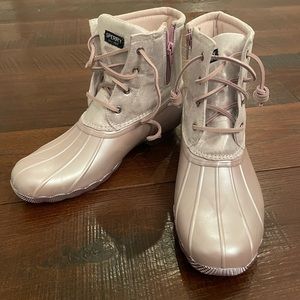 Still avail - Sperry Girl’s Saltwater Sparkle Duck Boots, lilac shimmer. Size 6M